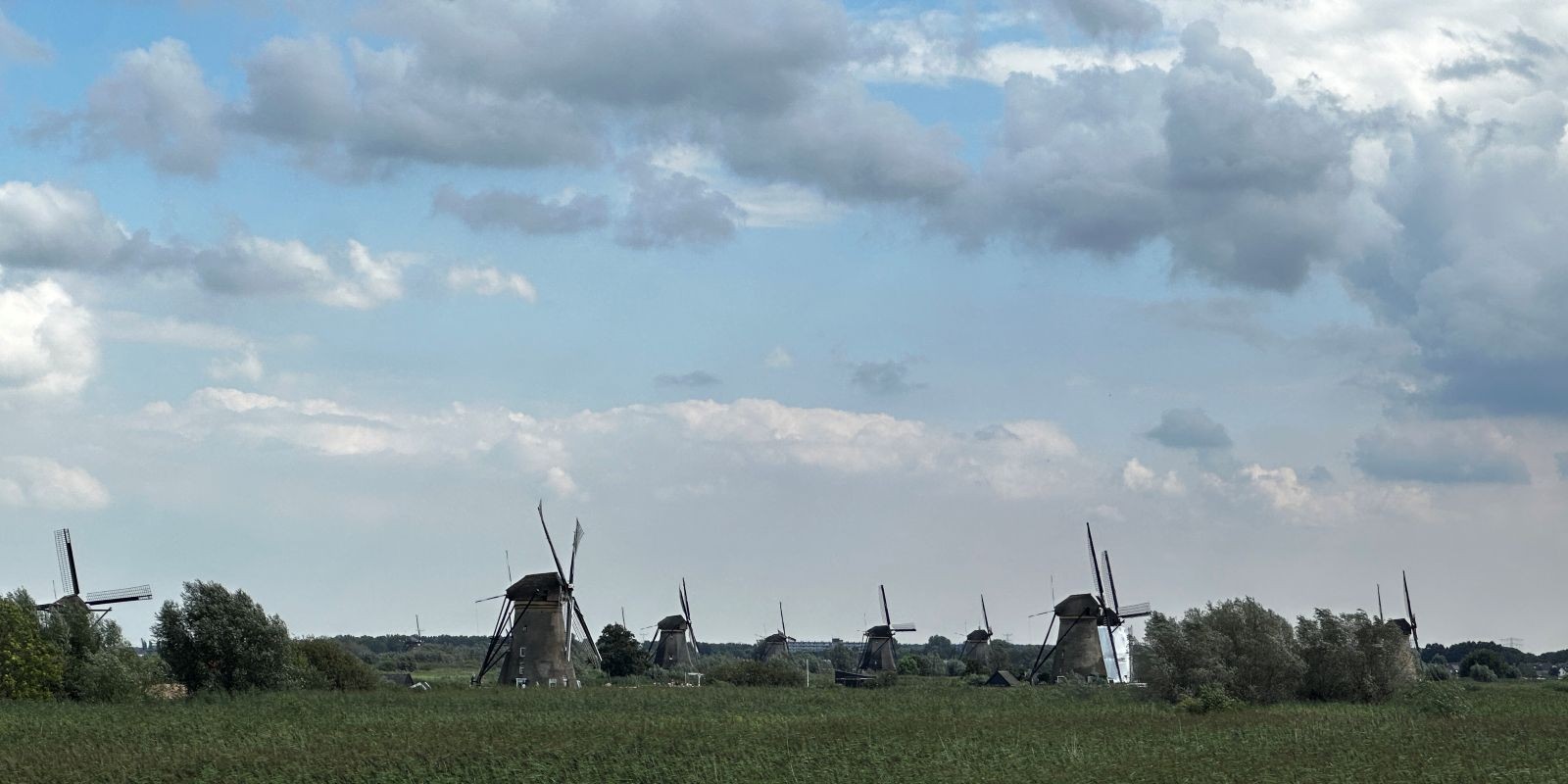 Profitability of solar, batteries and hybrids under dynamic pricing