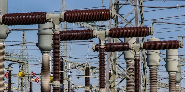 Grid waitlists in NL & UK: what businesses can do